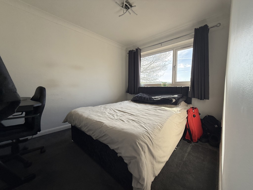 Lot: 141 - DETACHED TWO-BEDROOM BUNGALOW - Bedroom